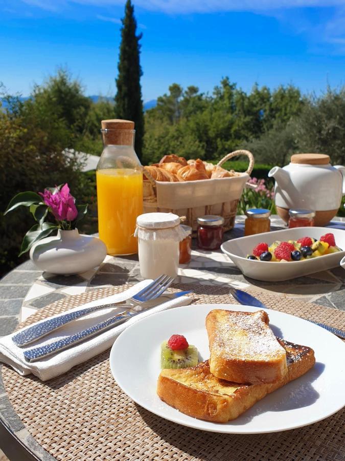 Les Hauts De La Riviera Кабри Екстериор снимка