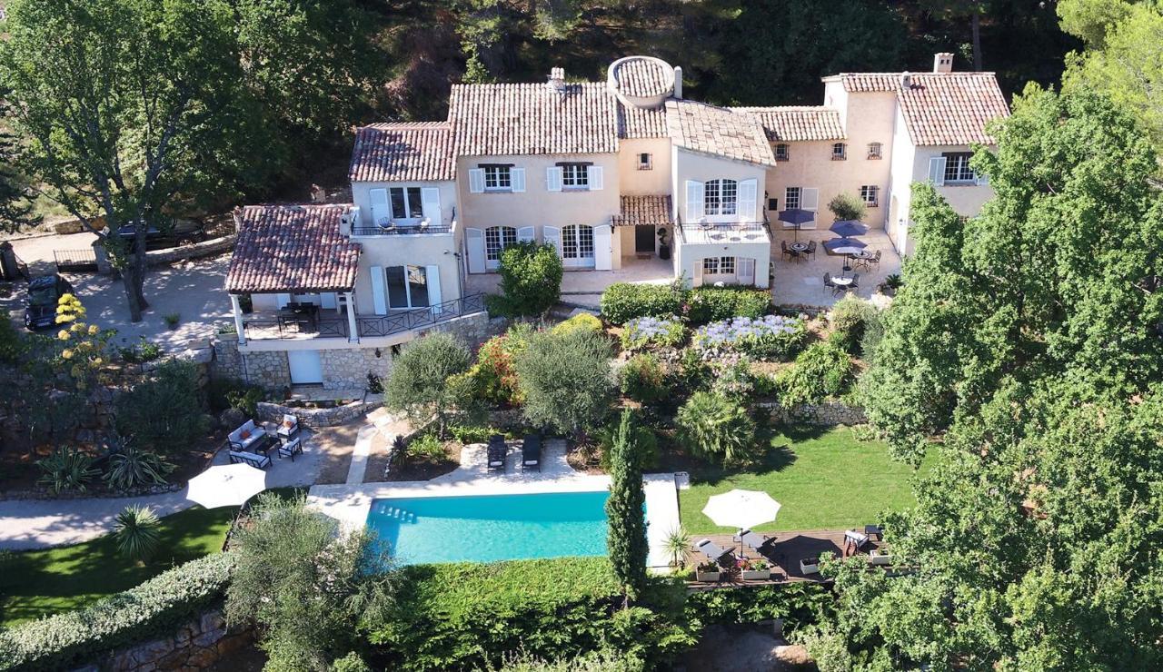 Les Hauts De La Riviera Кабри Екстериор снимка