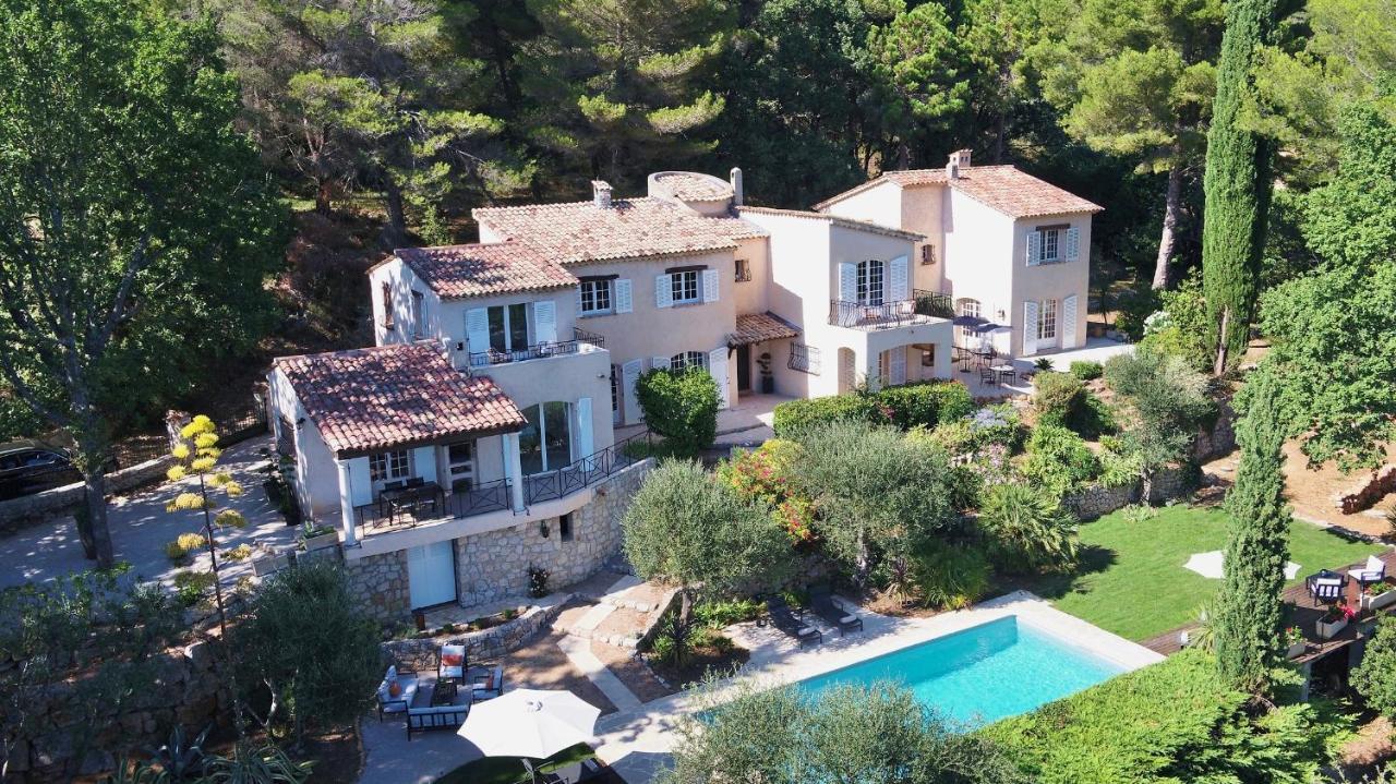 Les Hauts De La Riviera Кабри Екстериор снимка
