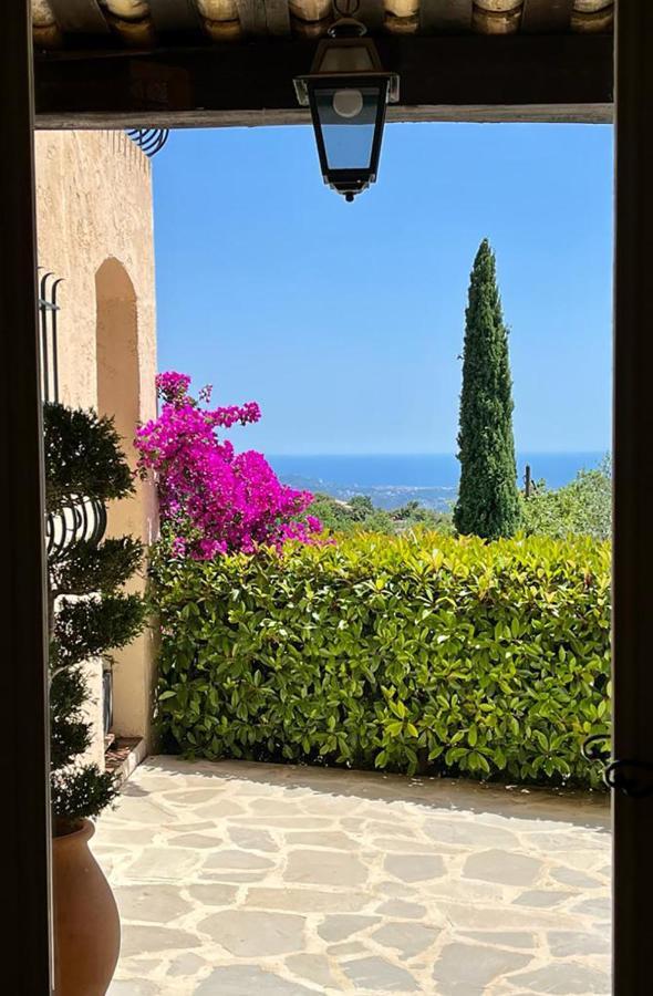 Les Hauts De La Riviera Кабри Екстериор снимка