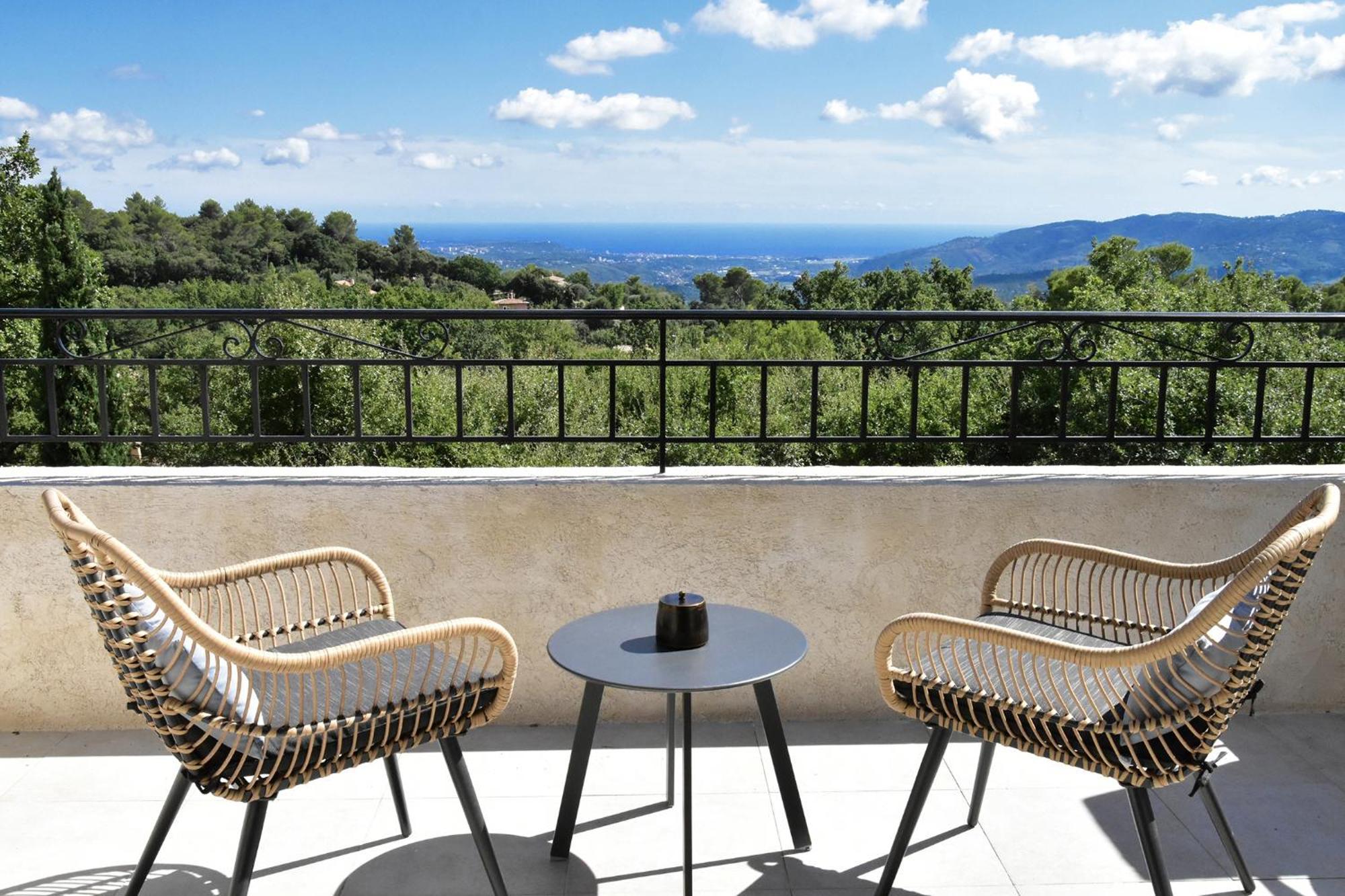 Les Hauts De La Riviera Кабри Екстериор снимка